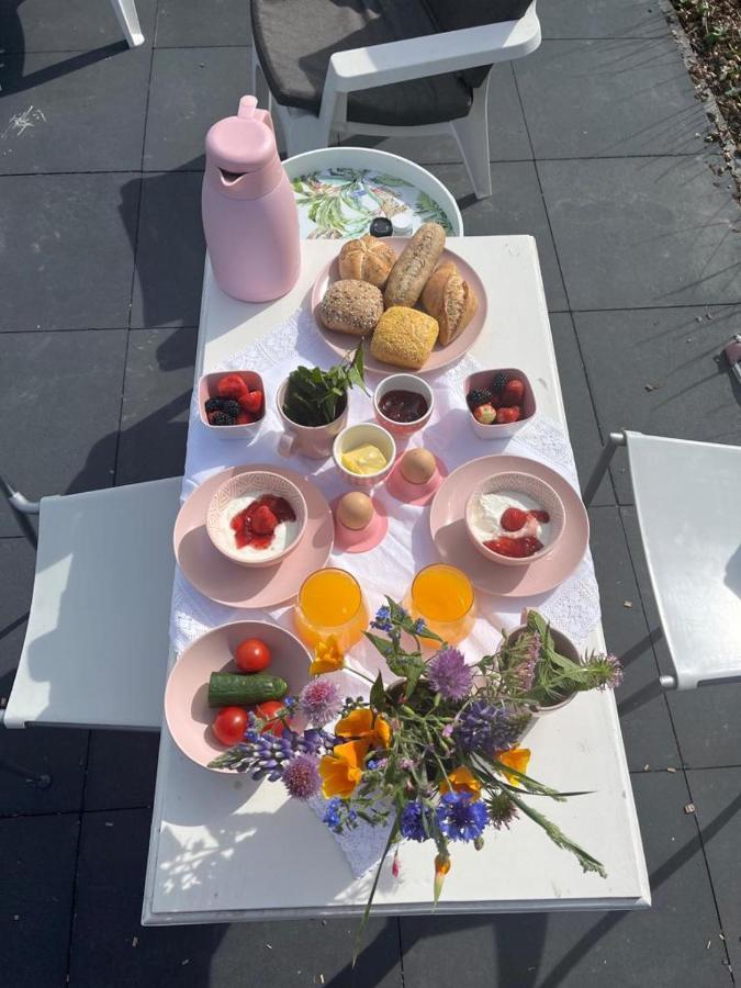 De Tulp Bed & Breakfast Noordgouwe Екстериор снимка
